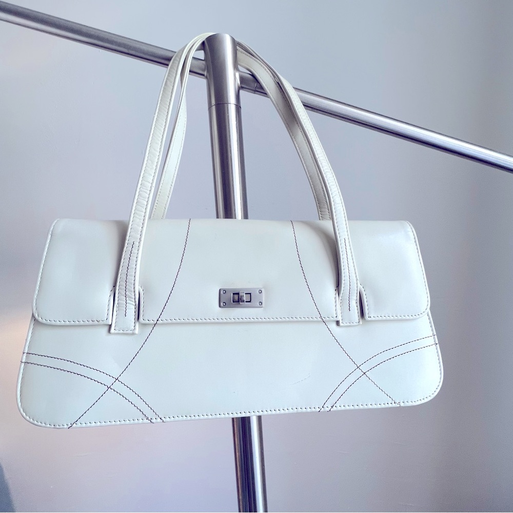 Vintage cream Leather Enzo Angiolini baguette purse